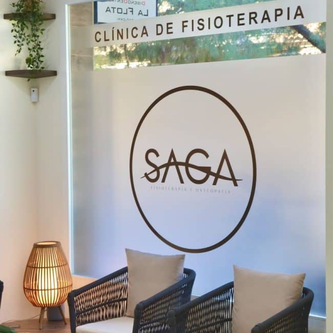 Clinica-Fisioterapia-y-Osteopatia-SAGA-instalaciones-sala-de-espera